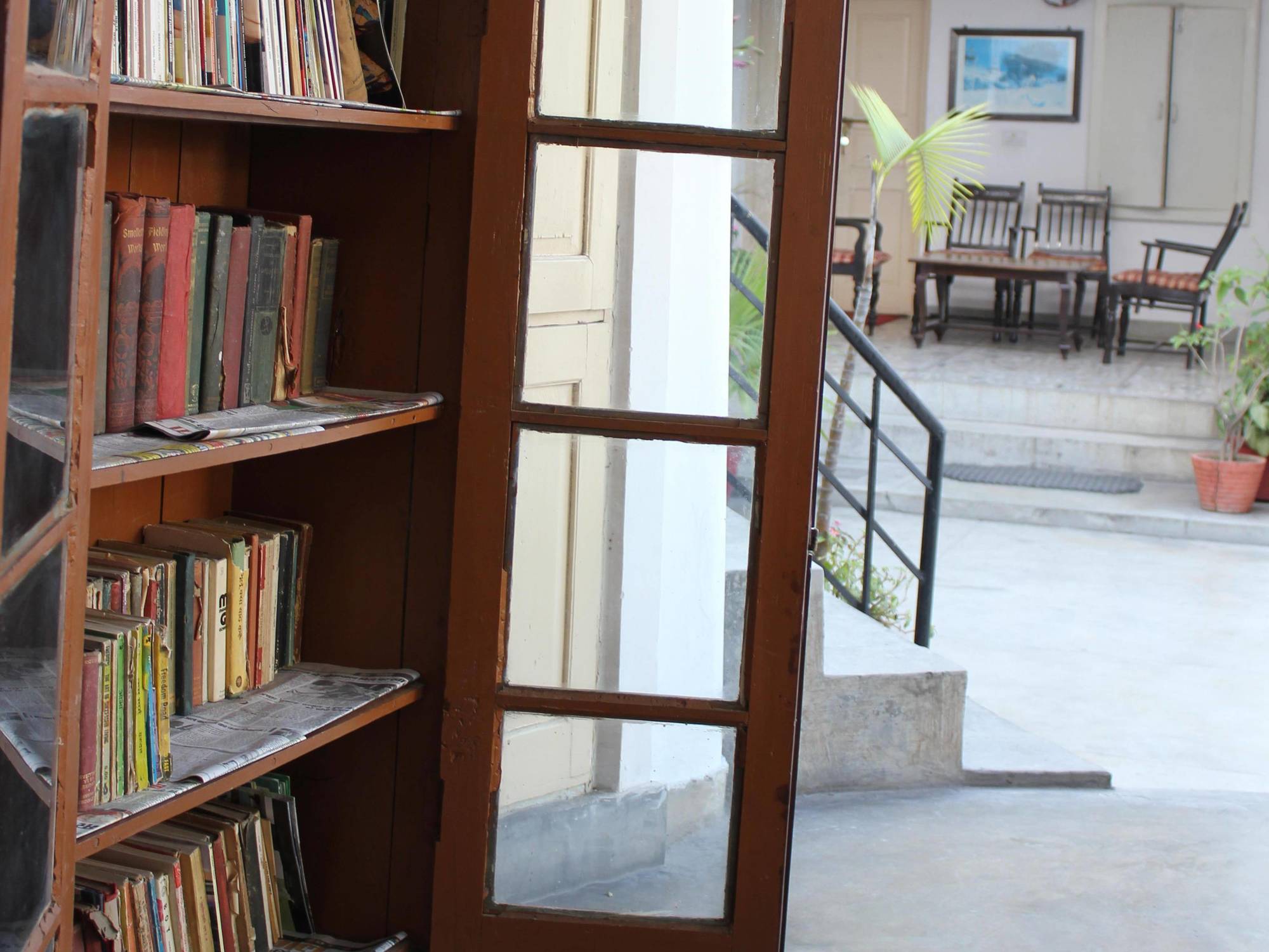 Lakshmi Guest House Dehradun Ngoại thất bức ảnh